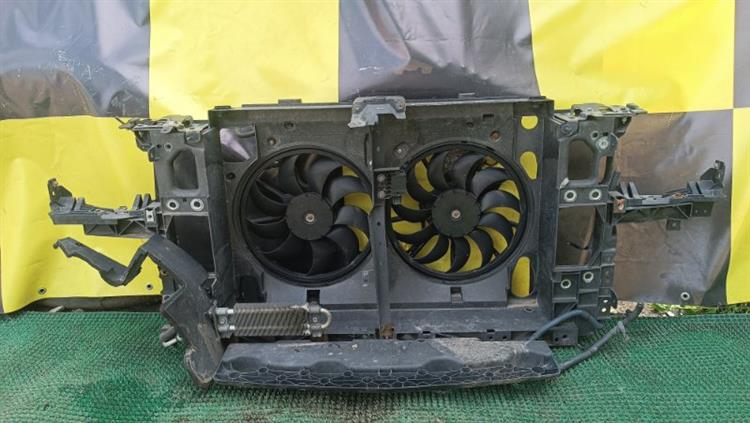 Рамка радиатора Ниссан Скайлайн в Кемерово 103445
