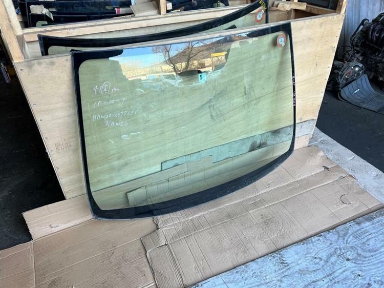 Лобовое стекло Тойота Приус в Кемерово 236521