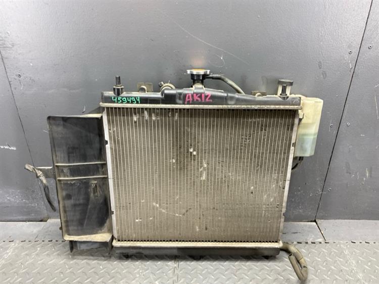 Радиатор основной Ниссан Марч в Кемерово 459494