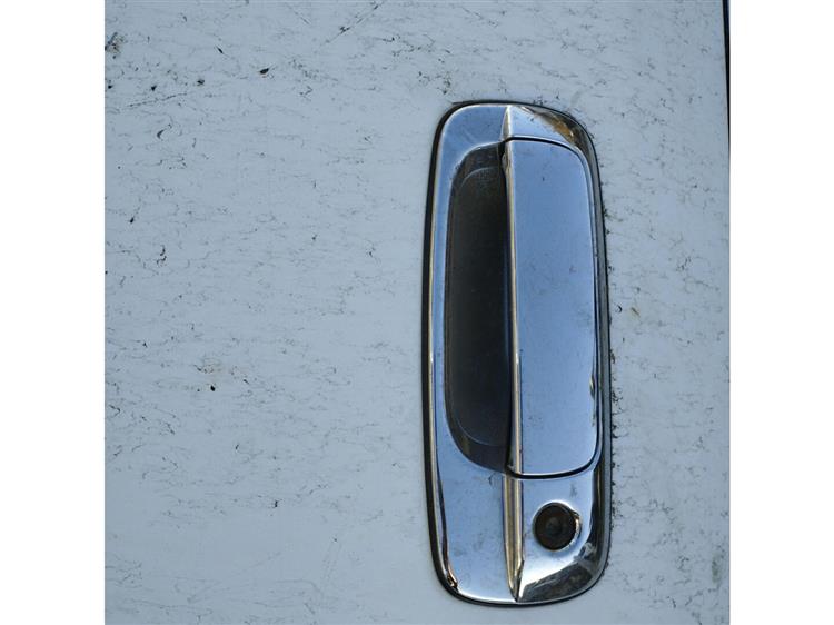 Дверь Тойота Краун в Кемерово 94144